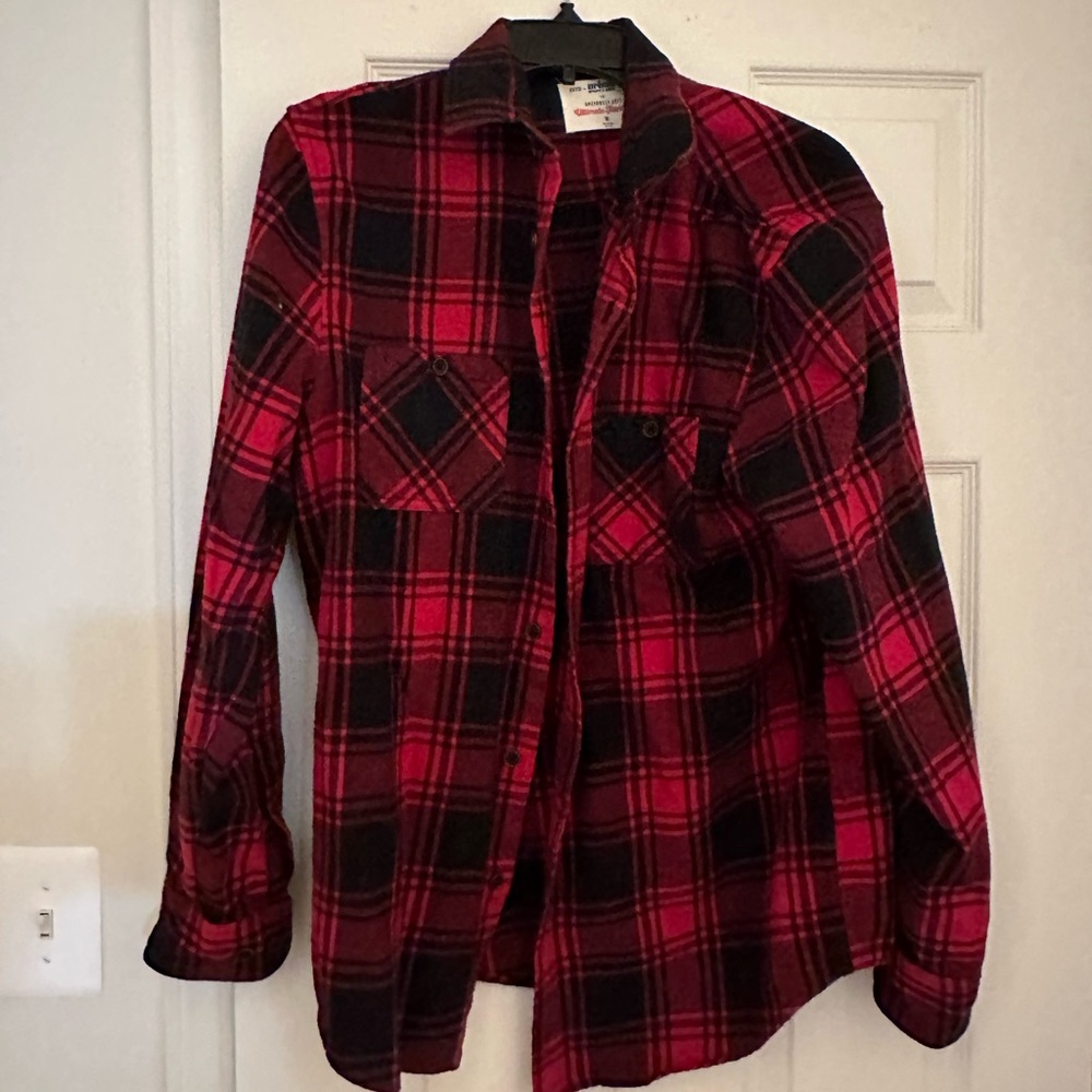 Men’s red flannel size M